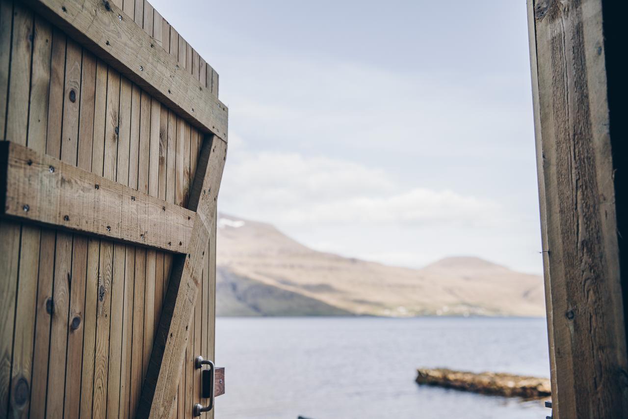 Boat House In Hosvik Apartment Exterior foto